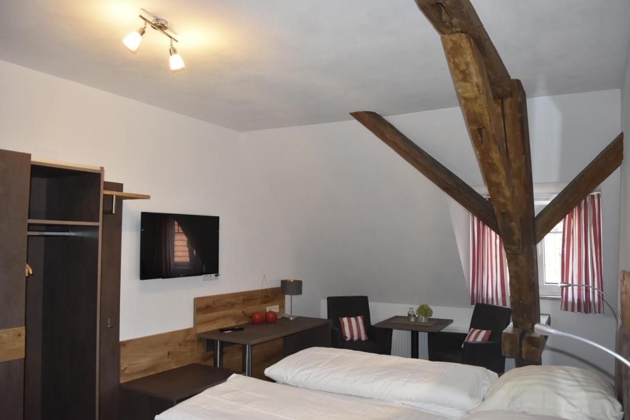 Gasthof Pension Zum Goldenen Hirschen Burgbernheim Luaran gambar